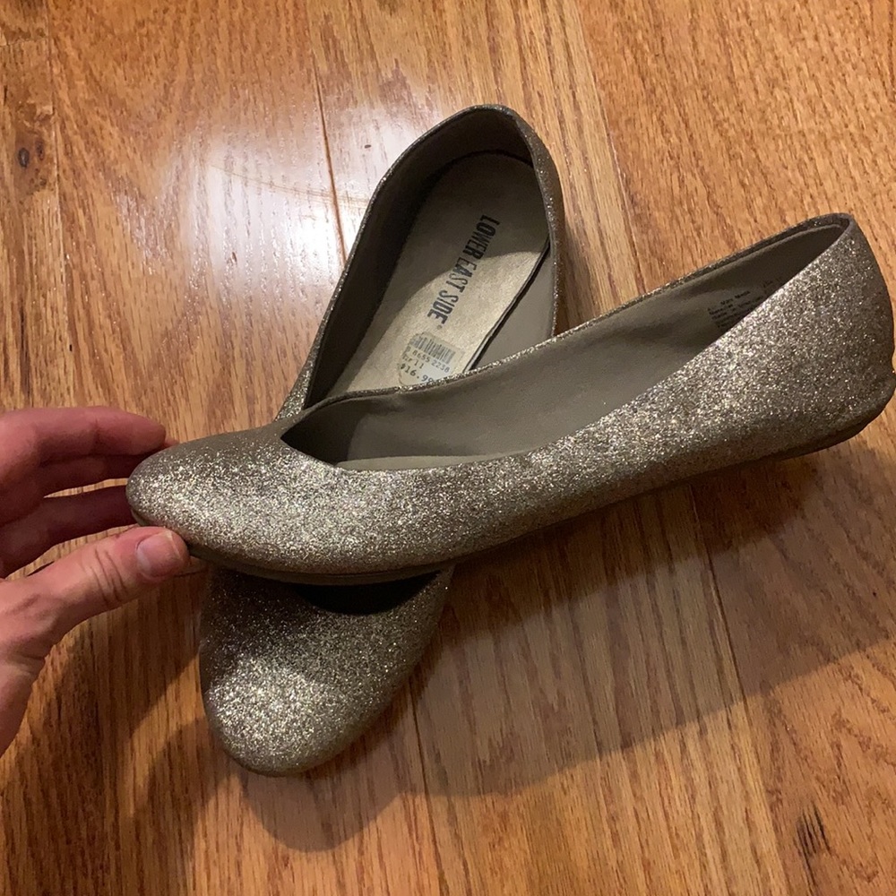 Sparkly flats - Picture 2 of 3
